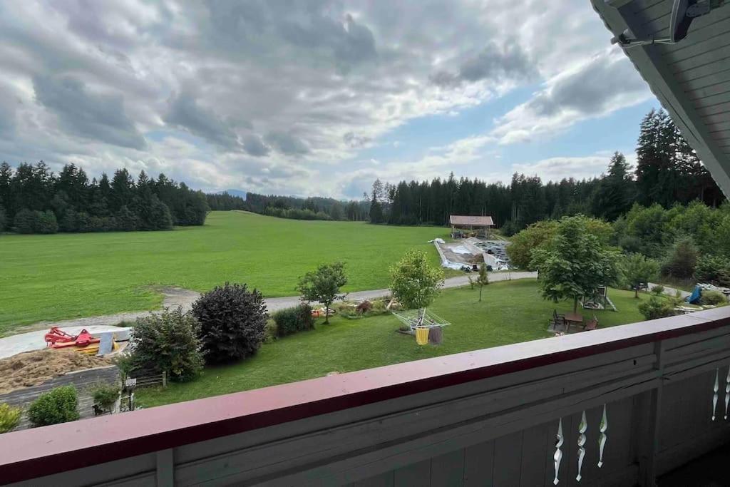 Allgaeuhaus Thomas Am Bauernhof Ferienwohnung Wald  المظهر الخارجي الصورة